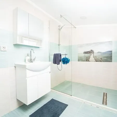 Central 2bd Next To Vitosha Bul. Appartamento