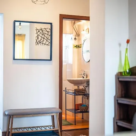 Apartment Central 2bd Next To Vitosha Bul.